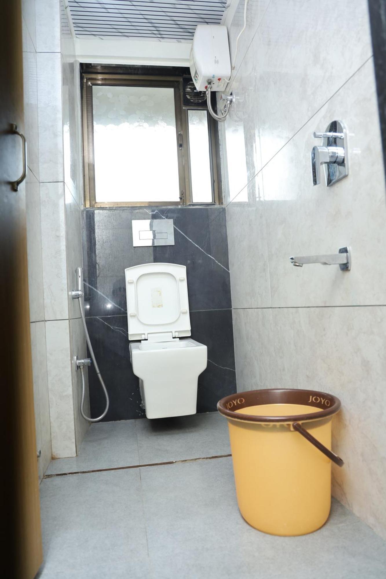 נאווי מומבאי Hotel Satyam Residency מראה חיצוני תמונה