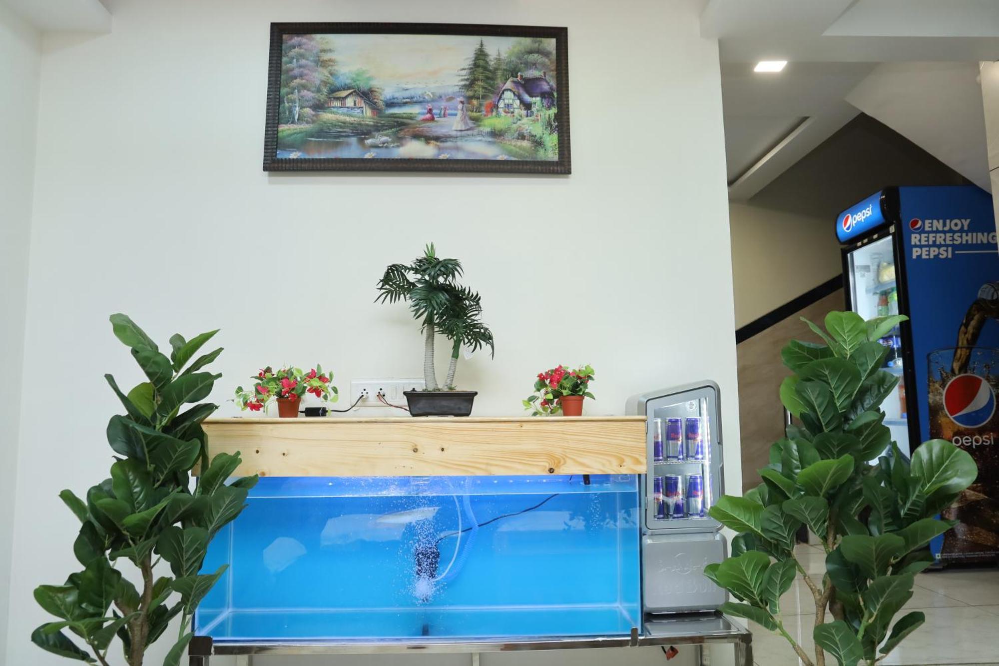 נאווי מומבאי Hotel Satyam Residency מראה חיצוני תמונה